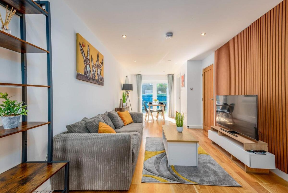 Apartment Modern Spacious 4 Bedroom 3 Bathroom House By Trinity Short Term Lets & Serviced Cambridge (Cambridgeshire)